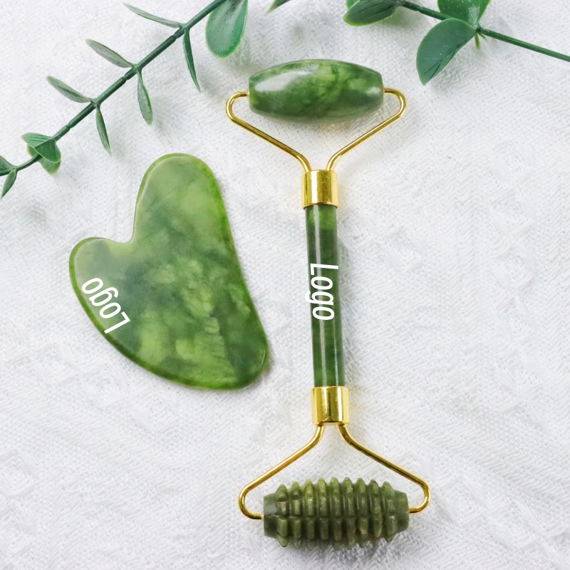 Jade Spike Roller & Gua Sha Se - огляд і ціна Jade Roller Stone